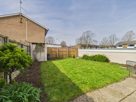 3 bedroom End of terrace house for sale in Millard Close, Basingstoke, RG21