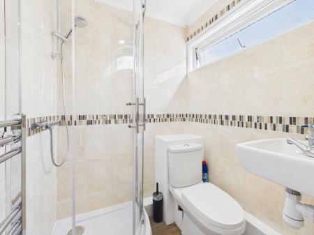 3 bedroom End of terrace house for sale in Millard Close, Basingstoke, RG21