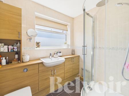 3 bedroom Terraced House for sale in Paddock Road, Basingstoke, RG22