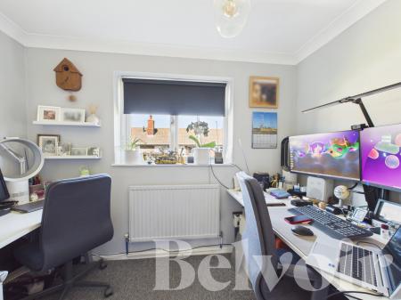 3 bedroom Terraced House for sale in Paddock Road, Basingstoke, RG22