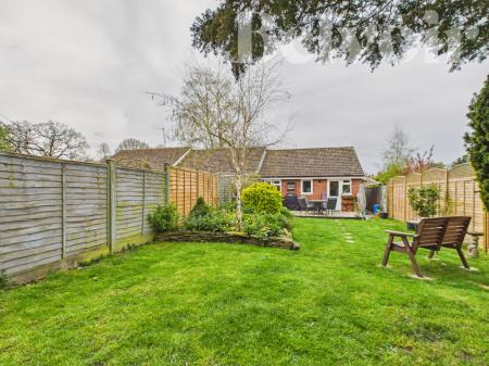 1 bedroom Bungalow for sale in Little Hoddington Close, Upton Grey, RG25