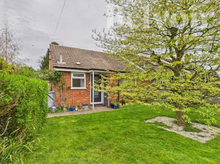 Little Hoddington Close, Upton Grey, RG25