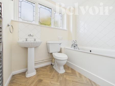 3 bedroom Terraced House to let in Avon Walk, Riverdene, Basingstoke, RG21