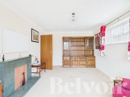 3 bedroom Bungalow for sale in Hulbert Way, Basingstoke, RG22