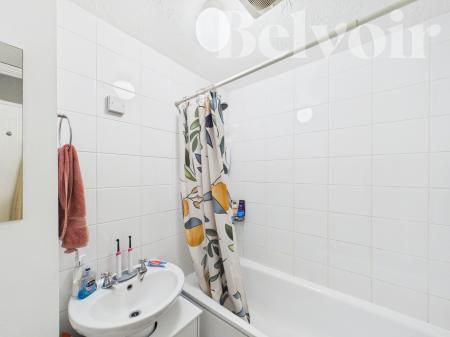 1 bedroom Flat to let in Gander Drive, Rooksdown, Basingstoke, RG24