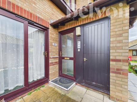 Kendal Gardens, Basingstoke, RG22