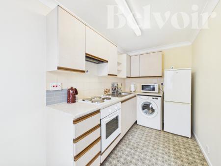 1 bedroom Flat for sale in Kendal Gardens, Basingstoke, RG22