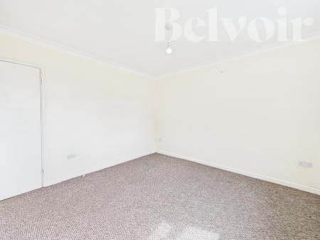 2 bedroom Maisonette for sale in Devonshire Place, Kings Furlong, Basingstoke, RG21