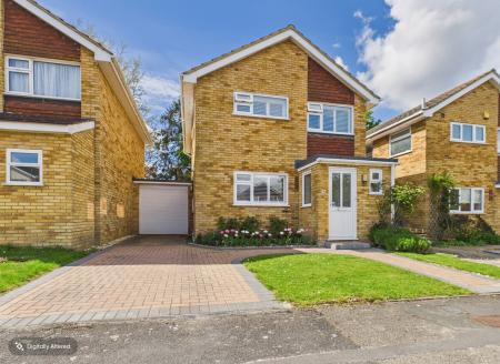 Violet Close, Basingstoke, RG22