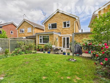 3 bedroom Detached house for sale in Violet Close, Basingstoke, RG22
