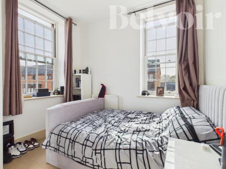 3 bedroom Terraced House for sale in Watertower Way, Basingstoke, RG24