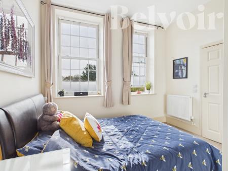 3 bedroom Terraced House for sale in Watertower Way, Basingstoke, RG24