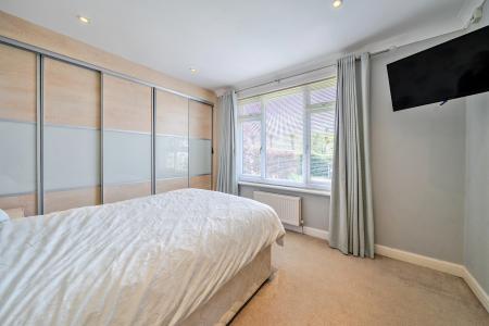 3 bedroom Bungalow for sale in Hill Road, Oakley, Basingstoke, RG23