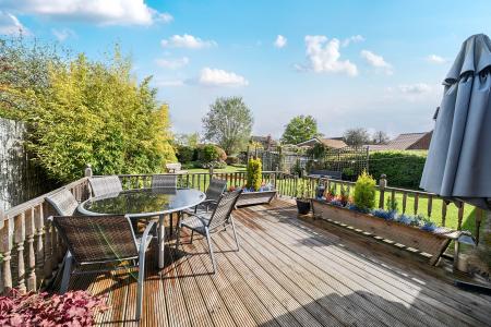 3 bedroom Bungalow for sale in Hill Road, Oakley, Basingstoke, RG23