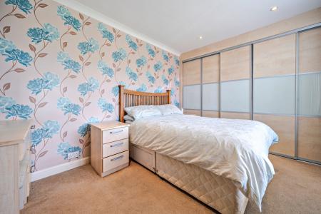 3 bedroom Bungalow for sale in Hill Road, Oakley, Basingstoke, RG23