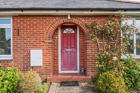 3 bedroom Bungalow for sale in Hill Road, Oakley, Basingstoke, RG23