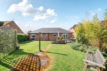 3 bedroom Bungalow for sale in Hill Road, Oakley, Basingstoke, RG23