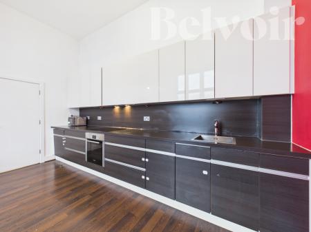 1 bedroom Flat to let in Skyline Plaza, Alencon Link, Basingstoke, RG21