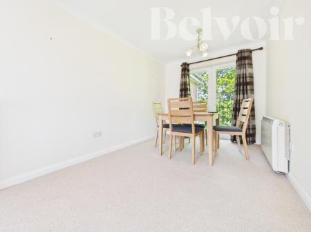2 bedroom Flat to let in Regent Court, Norn Hill, Basingstoke, RG21