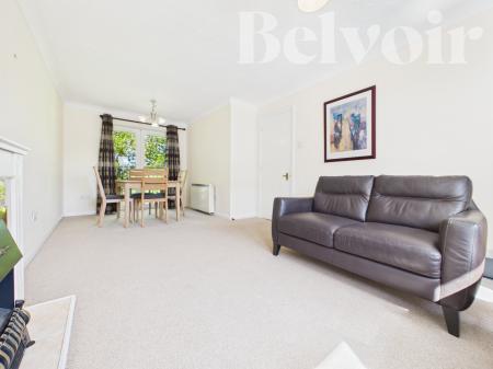 2 bedroom Flat to let in Regent Court, Norn Hill, Basingstoke, RG21
