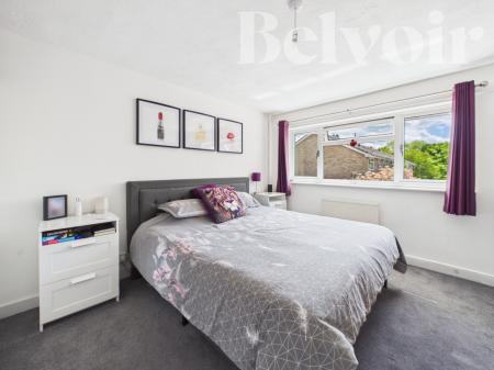 3 bedroom Terraced House for sale in Grainger Close, Basingstoke, RG22
