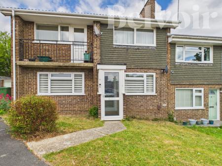 Ravel Close, Brighton Hill, Basingstoke, RG22