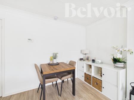 2 bedroom Ground floor maisonette for sale in Ravel Close, Brighton Hill, Basingstoke, RG22