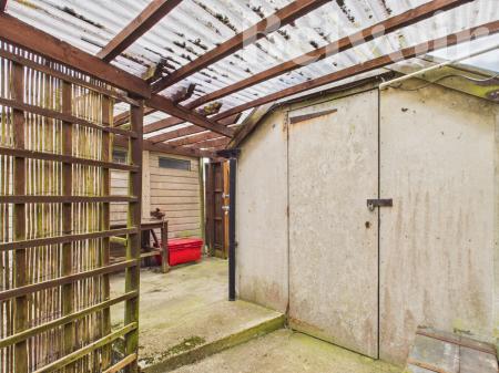 3 bedroom Semi-detached house for sale in Winchester Road, Basingstoke, RG21