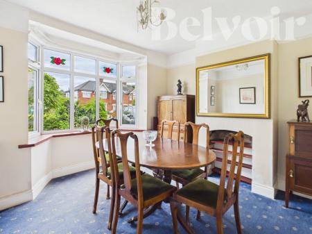 3 bedroom Semi-detached house for sale in Winchester Road, Basingstoke, RG21