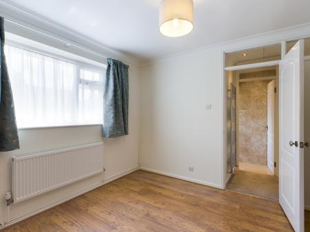 2 bedroom Flat to let in Cranbourne Lane, Cranbourne, Basingstoke, RG21