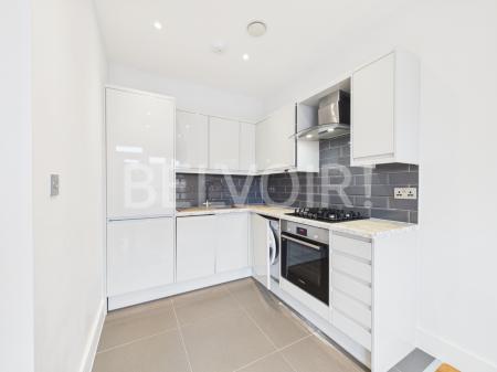 1 bedroom Flat to let in Lime Tree Way, Chineham, Basingstoke, RG24