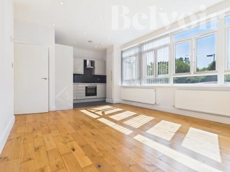1 bedroom Flat to let in Lime Tree Way, Chineham, Basingstoke, RG24