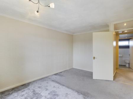 1 bedroom Flat to let in Tasmania Close, Popley, Basingstoke, RG24