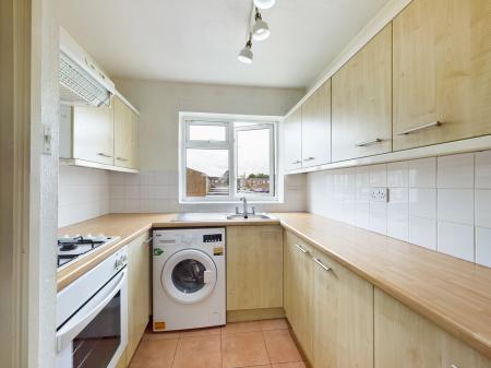 1 bedroom Flat to let in Tasmania Close, Popley, Basingstoke, RG24