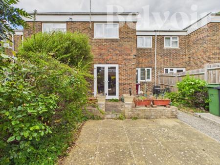 3 bedroom Terraced House for sale in Lawrence Close, Basingstoke, RG24