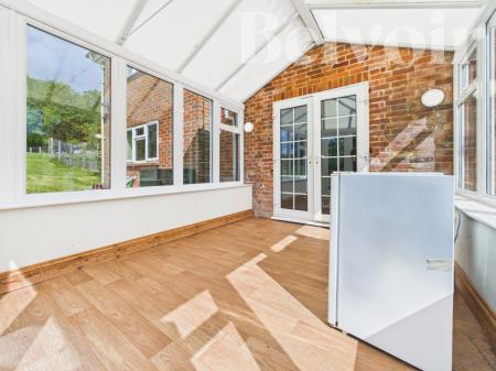 3 bedroom Semi-detached house to let in Home Farm Cottages, Hackwood Park,, Basingstoke, RG25
