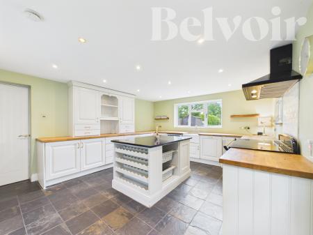 3 bedroom Semi-detached house to let in Home Farm Cottages, Hackwood Park,, Basingstoke, RG25