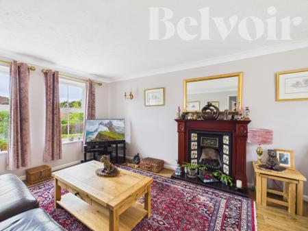 4 bedroom Detached house for sale in Magnus Drive, Basingstoke, RG22