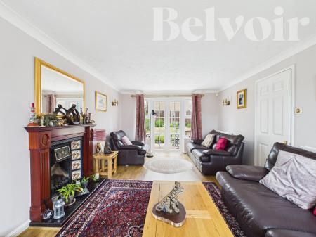 4 bedroom Detached house for sale in Magnus Drive, Basingstoke, RG22