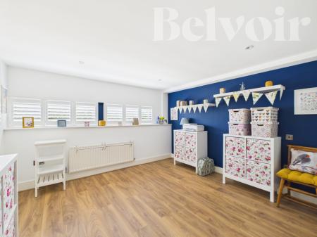 2 bedroom Apartment for sale in Kestrel Court Vyne Road, Sherborne St John, RG24
