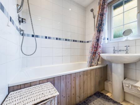 2 bedroom Town house for sale in Longacre Rise, Chineham, Basingstoke, RG24