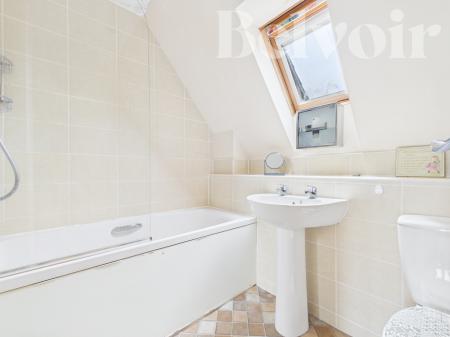 2 bedroom Town house for sale in Warner Close, Basingstoke, RG24