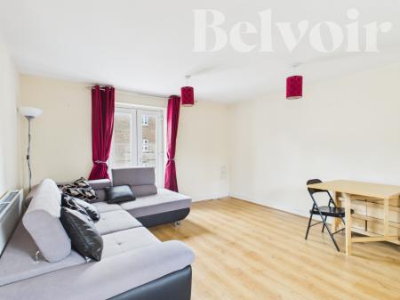 2 bedroom Town house for sale in Warner Close, Basingstoke, RG24