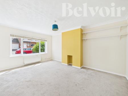 2 bedroom Ground floor maisonette for sale in Halliday Close, Basingstoke, RG21