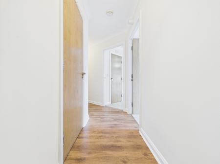 2 bedroom Flat to let in Crown Heights, Alencon Link, Basingstoke, RG21
