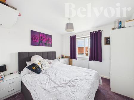 4 bedroom Semi-detached house for sale in Midgham Close, Basingstoke, RG24