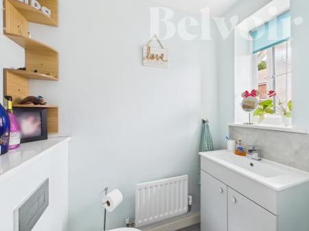 4 bedroom Semi-detached house for sale in Midgham Close, Basingstoke, RG24