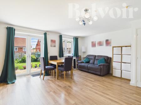 4 bedroom Semi-detached house for sale in Midgham Close, Basingstoke, RG24