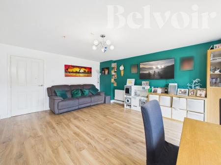 4 bedroom Semi-detached house for sale in Midgham Close, Basingstoke, RG24