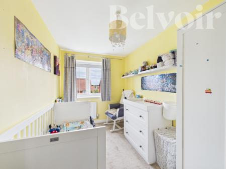 4 bedroom Semi-detached house for sale in Midgham Close, Basingstoke, RG24